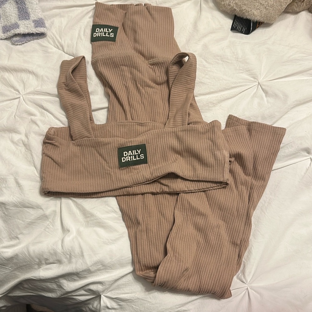 Daily Drills Set in Crissoint 
Like new!